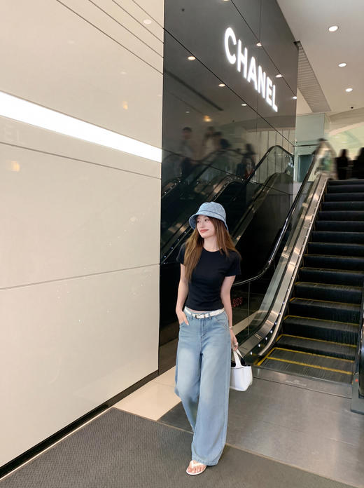 <曾小咸推荐> 纯色正肩短袖 原价79！！ 活动价49！！【预售款，预计3-15天发货】 商品图3