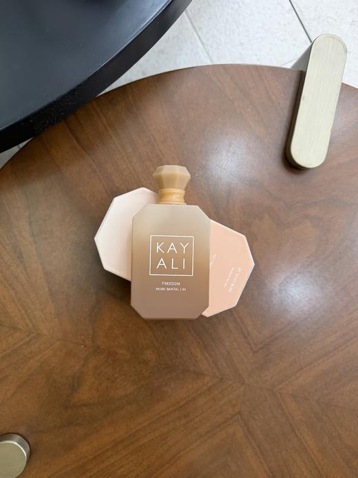 深圳港资代工，正品订单，34（自由檀香麝香）容量100ml 中性浓香水 商品图1