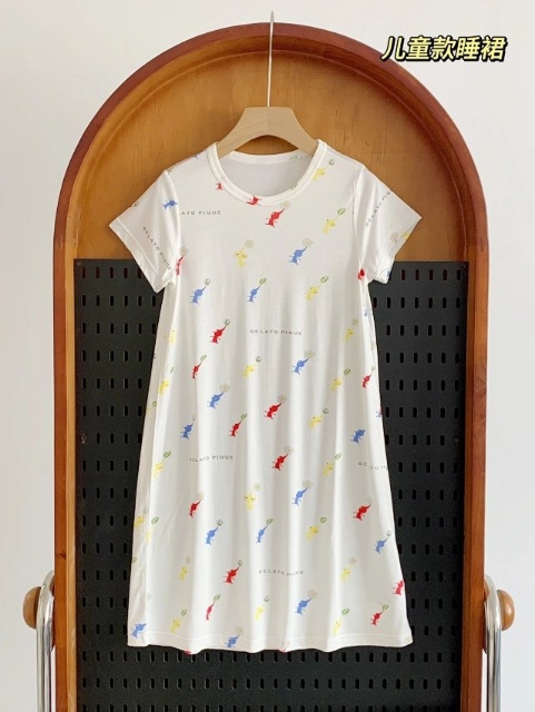 直发 gp代工厂，小精灵pikmin系列 儿童睡裙和套装