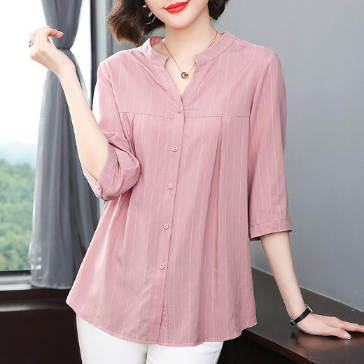 条纹衬衫女士春春装新款妈妈减龄时尚洋气小衫大码衬衣七分袖上衣 商品图0