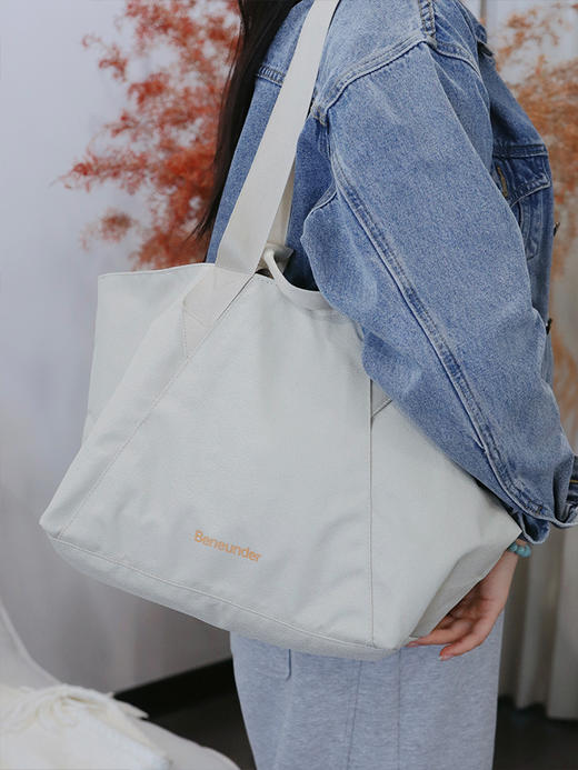 【会员日福利】【健身/旅行/游泳 蕉下防水运动包】72小时内发货 可拎可背 超轻可折叠 大容量更能装 出行无惧风雨脏污 商品图7