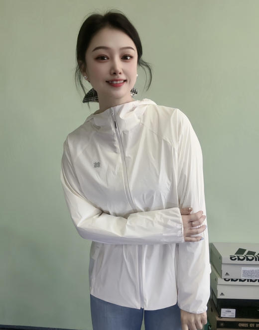 正品可*AIR LIGHT女士轻量连帽皮肤衣041501 商品图11