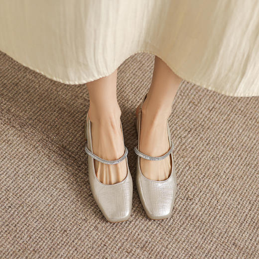 阿么手工女鞋真皮包头凉鞋女后空水钻一字带舒适粗跟玛丽珍鞋5CM 商品图2