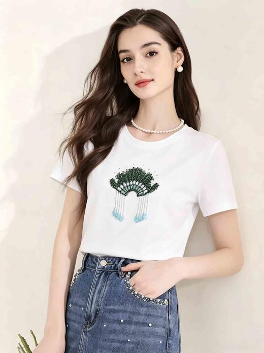 「自」全新升级【铂金会员183/天猫249/差价66】(03127)洛诗琳新中式手工法绣设计感T恤2026夏季新款国风显瘦上衣 商品图1