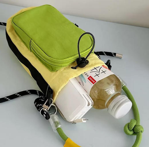 京阪山系户外斜挎包 商品图5