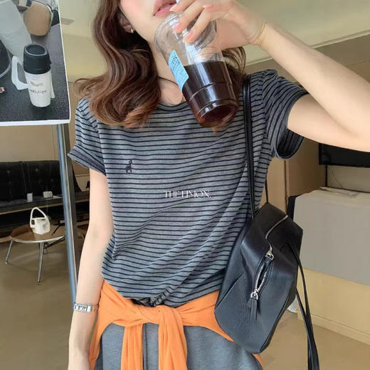 柠檬绿茶夏季韩版简约风条纹小马刺绣休闲正肩圆领百搭短袖T恤   NDK-10369#LWD 商品图0