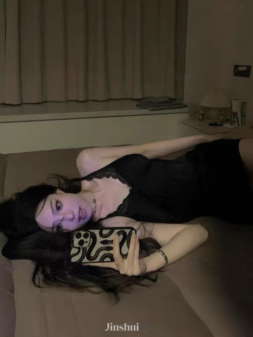 【法式蕾丝吊带睡裙】一眼沦陷慵懒性感口超温柔性感的一款睡裙入纯欲感十足 商品图5