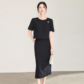 「高货wl」全新升级【铂金会员367/天猫499/差价132】(99654)洛诗琳2026新款极简通勤短袖上衣+高腰直筒半身裙两件套