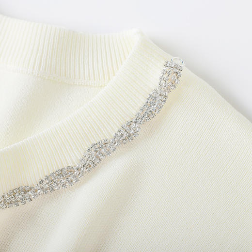 「自」全新升级【铂金会员183/天猫249/差价66】(04942)洛诗琳法式重工钉钻圆领针织T恤2026夏季凉感通勤百搭上衣 商品图3