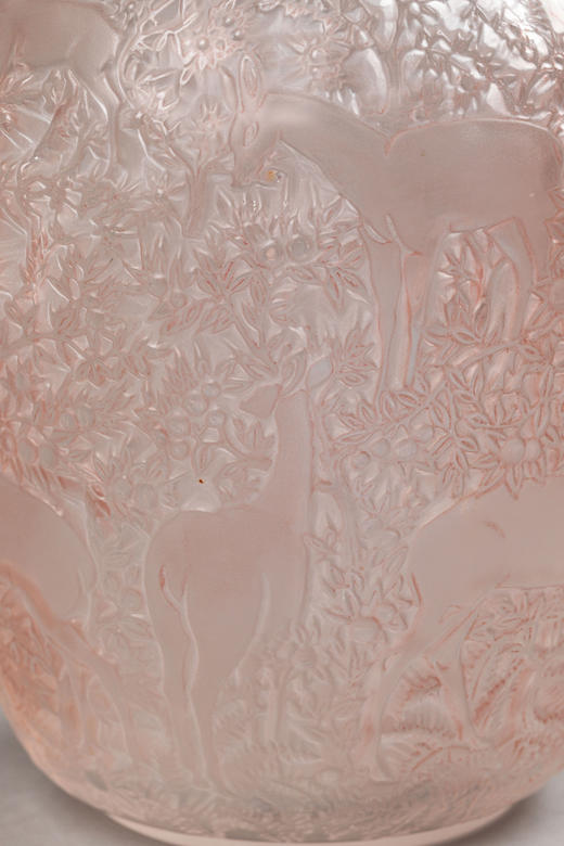 独角鹿西洋古董1932年法国顶级水晶工坊莱俪LALIQUE设计出品「BICHES 小鹿」主题粉色欧泊水晶花瓶 商品图9