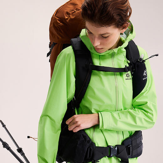 KAILAS凯乐石 女款博格达LT冲锋衣 KG2611207 商品图3
