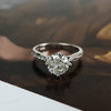 【天然正品】AU750白金简约时尚扭臂四爪款1.0克拉钻石戒指8号（戒圈可改）060426NJS17 商品缩略图4