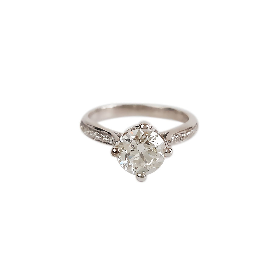 【天然正品】AU750白金简约时尚扭臂四爪款1.0克拉钻石戒指8号（戒圈可改）060426NJS17