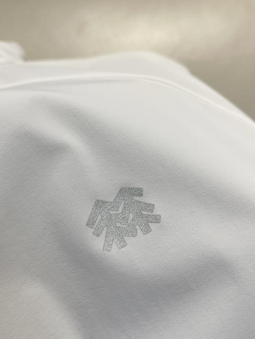 代工百分百纯元。最新款可*AIR LIGHT系列女士轻量连帽皮肤衣～（售后时间：签收3天内，不合适及时申请） 商品图6