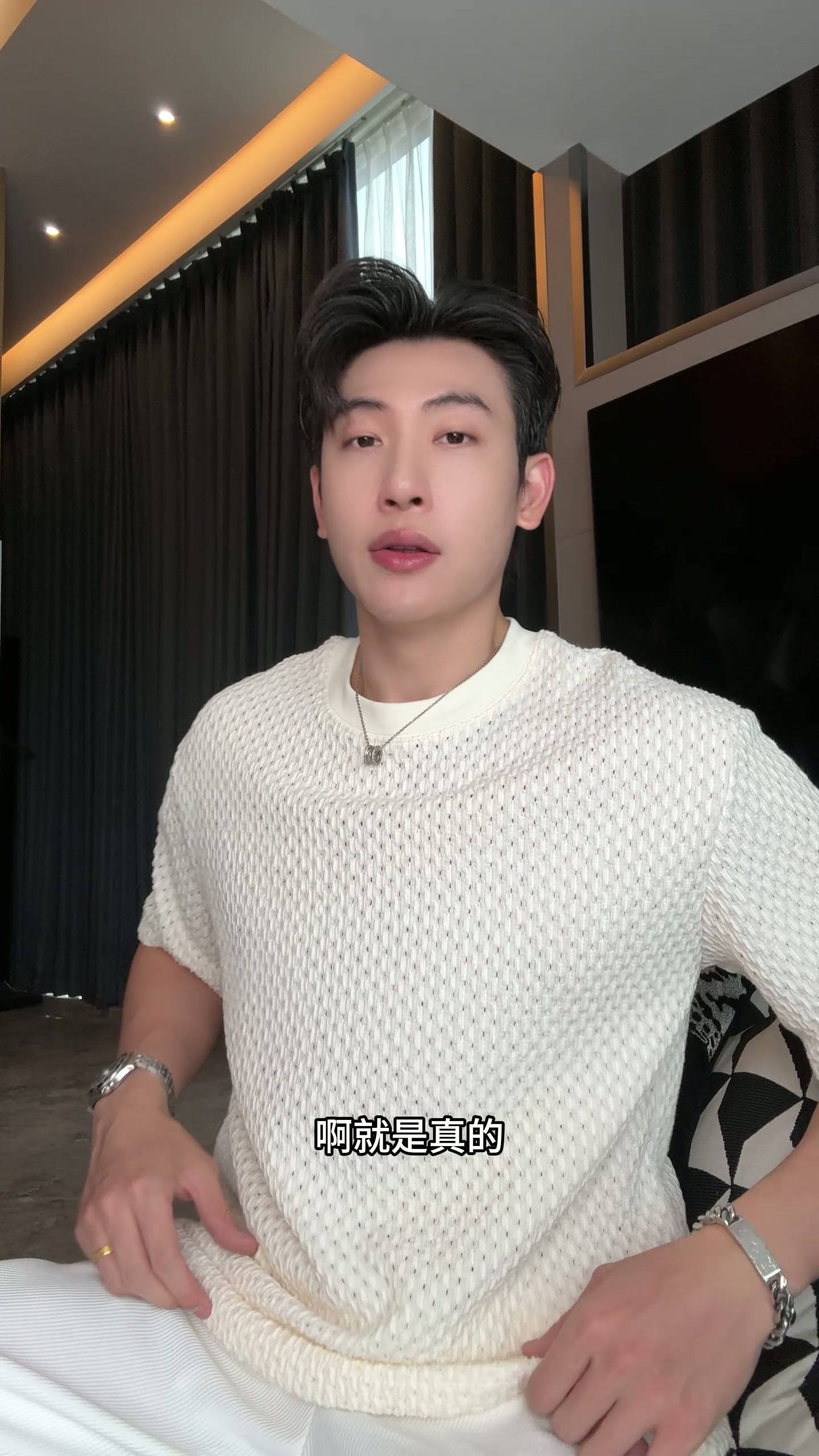 26T230SDSA男装2026新款高贵轻奢日系复古纯色肌理圆领短袖T恤百搭上衣