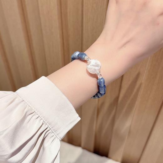 ARSIS｜晶石系列 静心通明 · 蓝晶石雪花幽灵串珠手链 商品图0