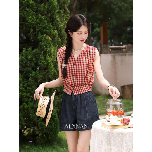 鹿向南【0417/20:00新品前1小时7折限量100件】V领红色吊带背心 商品图2