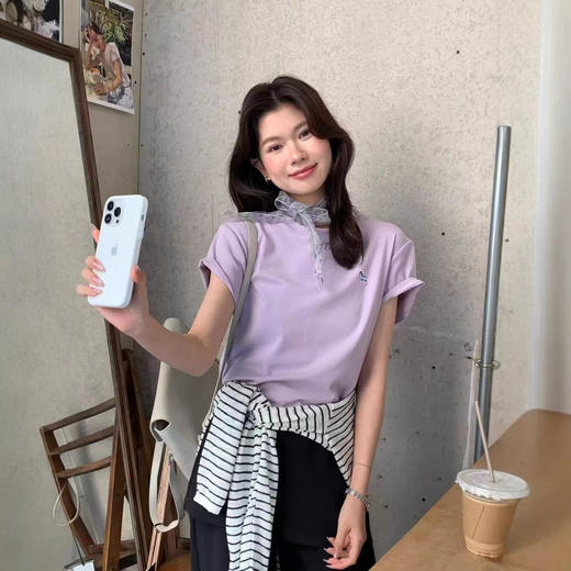 韩系小马刺绣圆领短袖T桖女夏季新款设计款宽松休闲正肩体恤上衣   NDK-T2001 商品图3