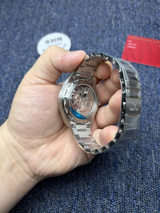 VS欧米茄海马世界时系列 VS海马世界时深海之蓝 蓝海马 海马世界时钢带款 男士腕表 表径43mm 商品图5