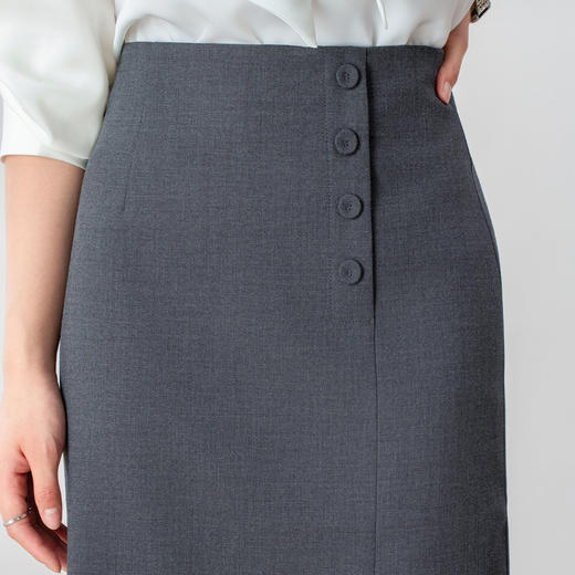 「自」全新升级【铂金会员146/天猫199/差价53】(14211)洛诗琳轻熟简约风开叉半身裙女2026夏季新款显瘦通勤直筒裙 商品图3