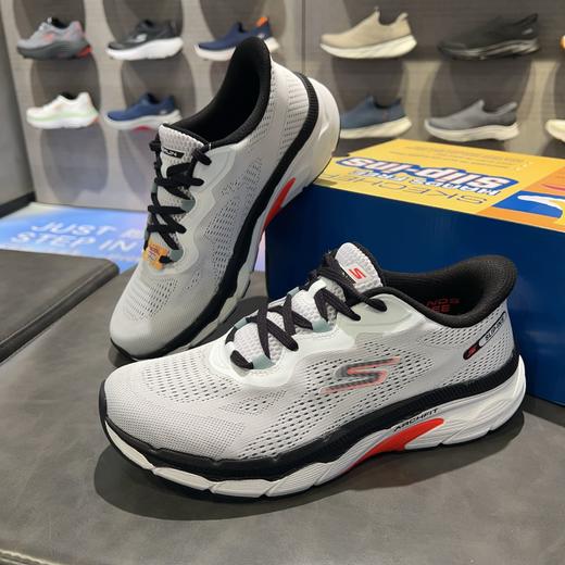 【5.7折】7楼斯凯奇Skechers 男士足弓支撑闪穿跑步鞋221101吊牌价699元现价399元 商品图3