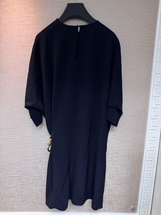 女款链条装饰连衣裙he008 商品图1