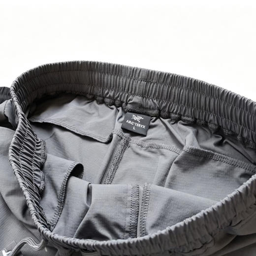 始祖鸟男士速干夏季短裤！ 黑色。灰色 自己备注号码颜色 商品图8