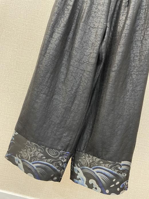 重磅刺绣拼接香云纱直筒裤 商品图2