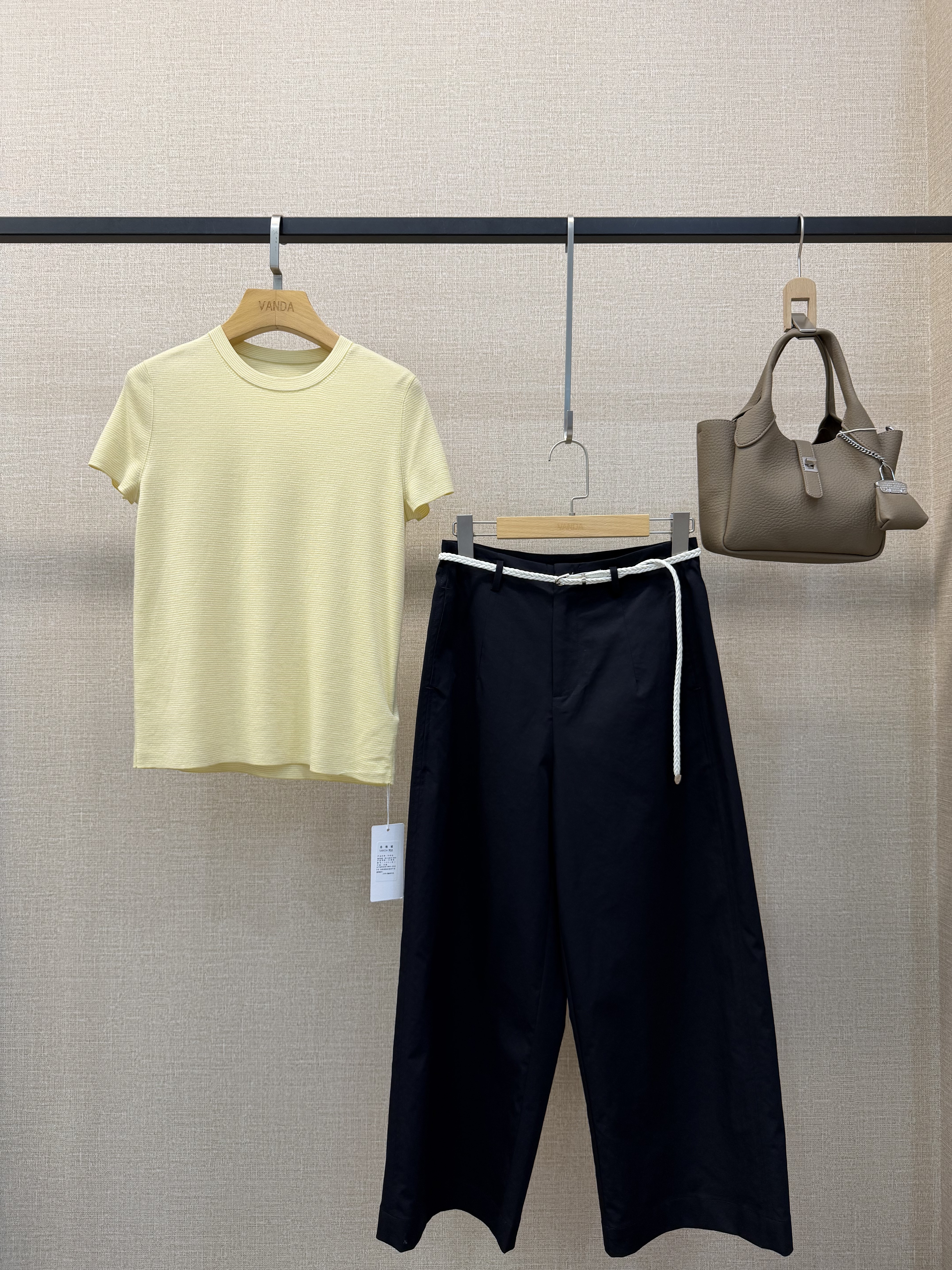 极简九分直筒裤