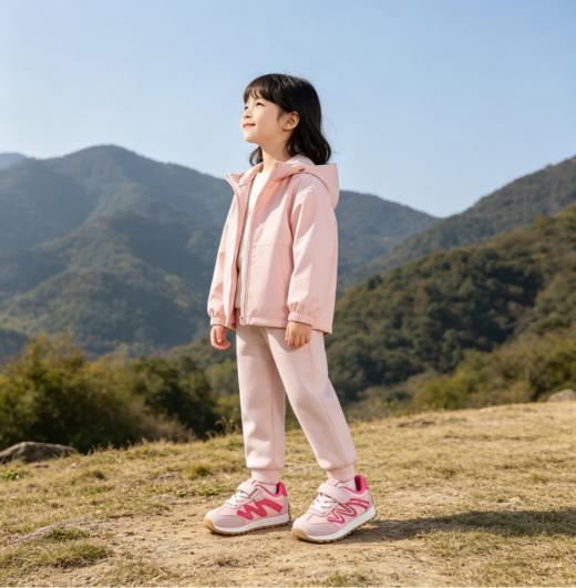 😎【ABC KIDS儿童运动鞋清仓合集】简约的时尚设计，颜色甜美清新，🐱款式休闲又百搭，各种衣服都适配‼️‼️宝宝肯定很喜欢~ ☺️最戳老母亲的是细节设计！ 商品图4