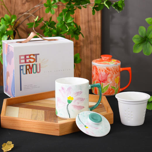 💐母亲节的脚步悄然临近，在这个充满温情与感恩的节日里，☺️你是否正为送什么礼物给妈妈而发愁？✨独家|【釉下彩手绘茶隔杯】---母亲节送礼首选‼️ 商品图2