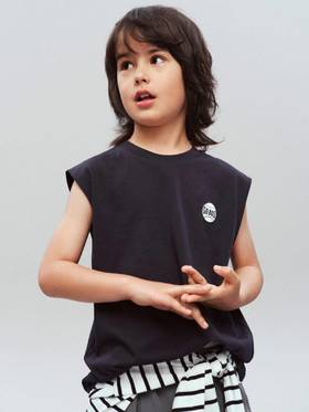 8楼摩安珂儿童little MO&Co.26年夏季新款三三力安同款active系列|凉感吸湿速干印花箱形背心 KBF2VET018【吊牌价：215元 ，活动价：215元】