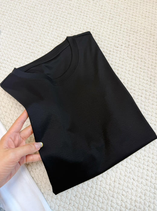 2604315    圆领T2件(一黑+一白) 商品图6