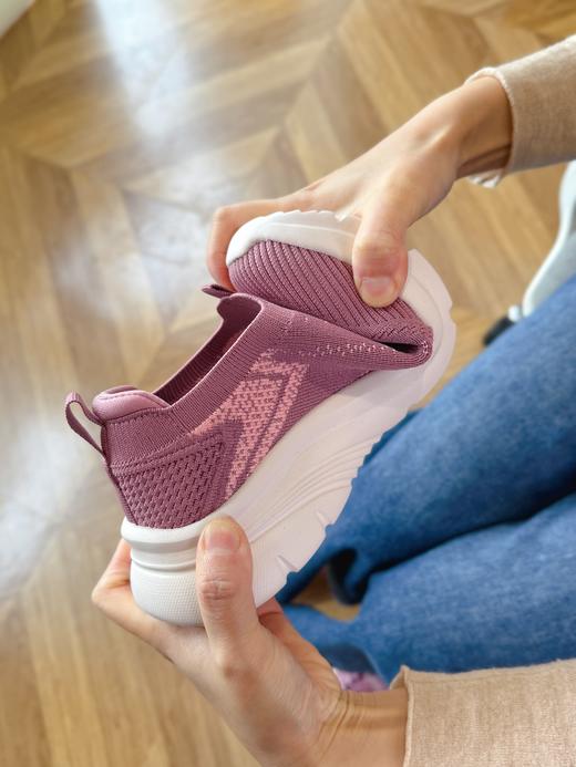 【买给长辈的足力健男女鞋 步步安心儿女放心】防滑沪足不挤脚 轻盈透气久走不累脚 日常出行、休闲运动都自在 商品图3