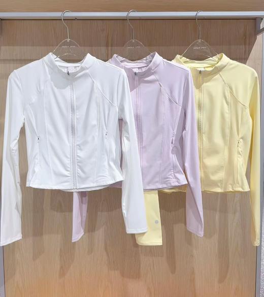 4楼MOLYVIVI小蛮腰修身外套 款货号：MLLP96055吊牌价258 折后206 商品图8