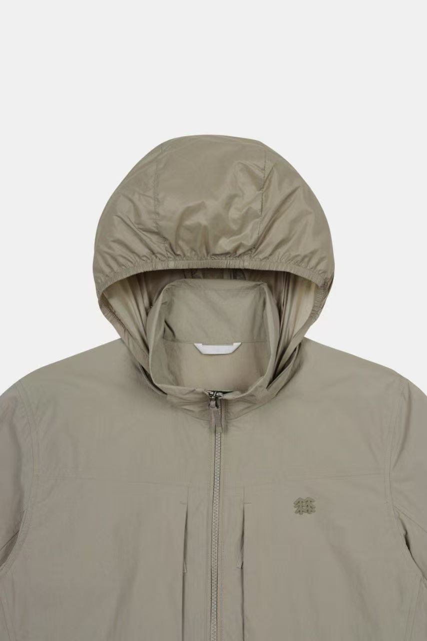 男款自收纳春夏夹克