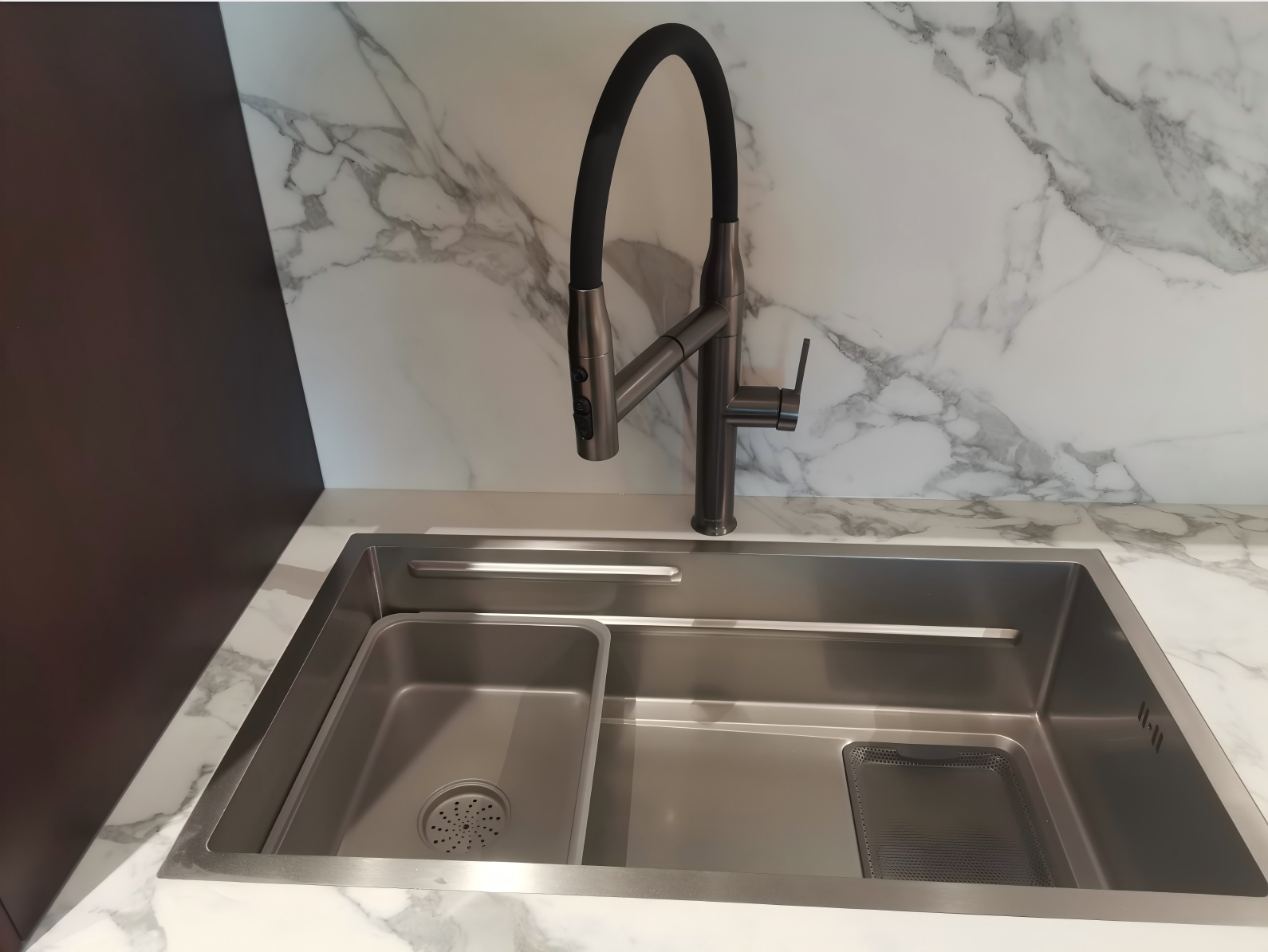 萨比特方形水槽，黄岛展厅轻法厨房，不打折