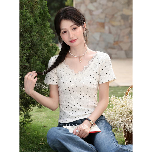 鹿向南【0417/20:00新品】杏色T恤 商品图1