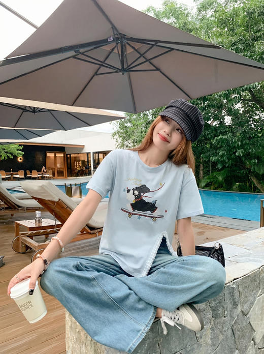 <曾小咸推荐>4.17现货秒杀 ！微信超特价！韩系小狗印花开叉短袖 日常149.99 立减80 秒杀69.99！！ 商品图6