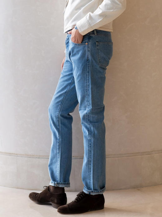 C.O.F Studio M2 浅蓝色水洗牛仔裤 特价 商品图0