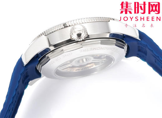BLS百年灵 超级海洋文化系列 男士腕表 表径42mm 胶带款 商品图5