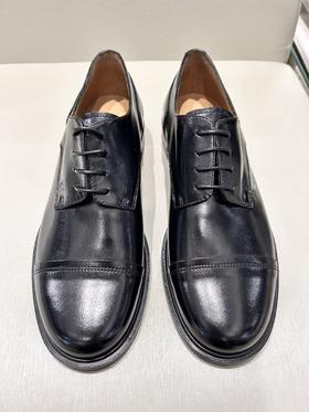 E ARMANI 系带鞋女  EW002692AF11991-UC001 .【鞋底有膜，试穿小心】