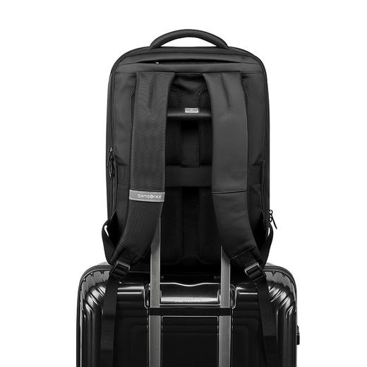 BQ7*04103 新秀丽FINNART双肩包黑色 商品图4