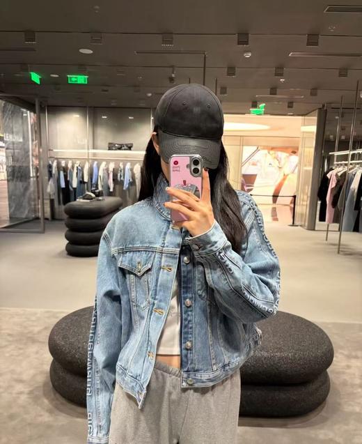 女款后背破洞牛仔外套la002 商品图3