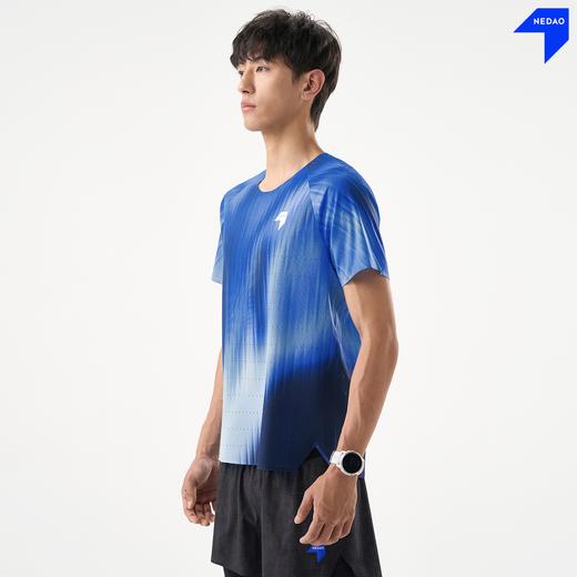 内道极光印花风洞短袖T恤马拉松跑步男款新款透气风洞短袖T 商品图3