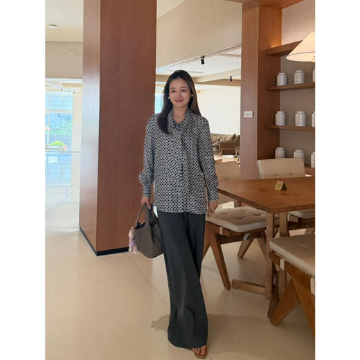 2604311     max蓝色格纹 真丝衬衫 商品图3