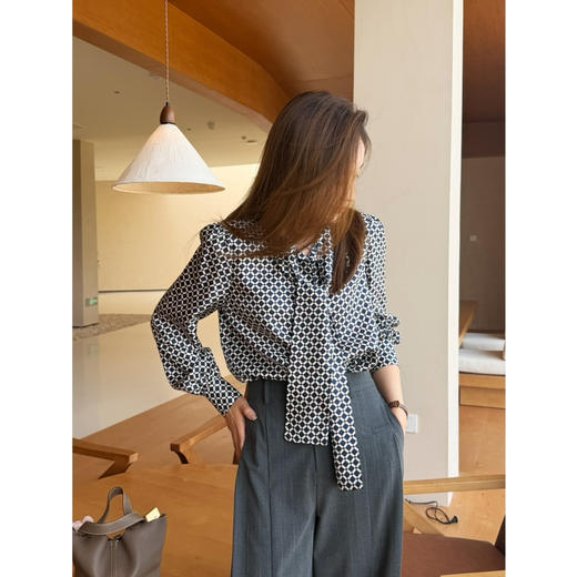 2604311     max蓝色格纹 真丝衬衫 商品图1