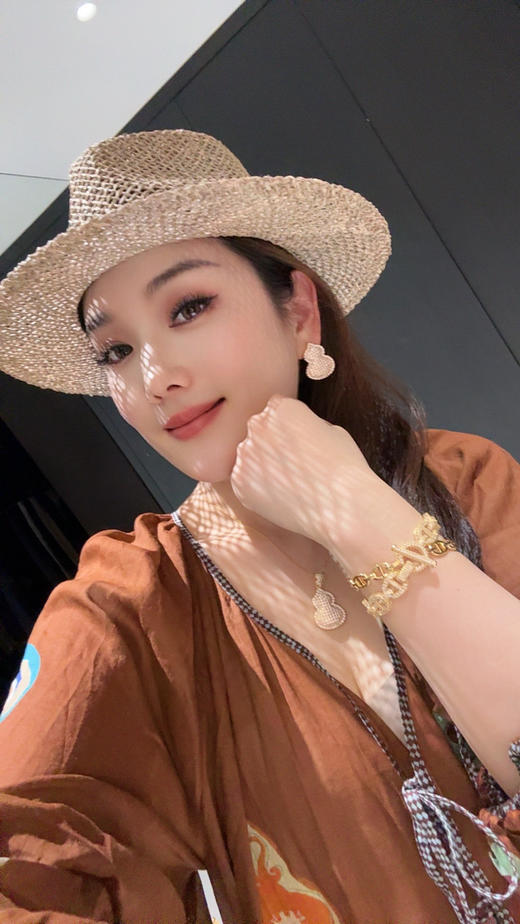 GAONAS 黄铜合成锆石耳饰 福禄双全中式豪镶金色葫芦耳环11926EGO 商品图3