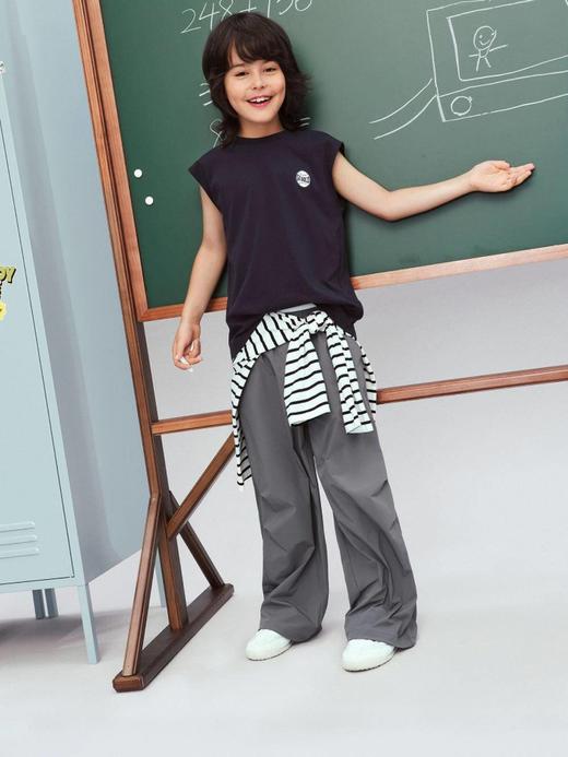 8楼摩安珂儿童little MO&Co.26年夏季新款三三同款active系列|速干环保蓝标休闲运动长裤KBF2PAT015【吊牌价：429 元 ，活动价：386元】 商品图0