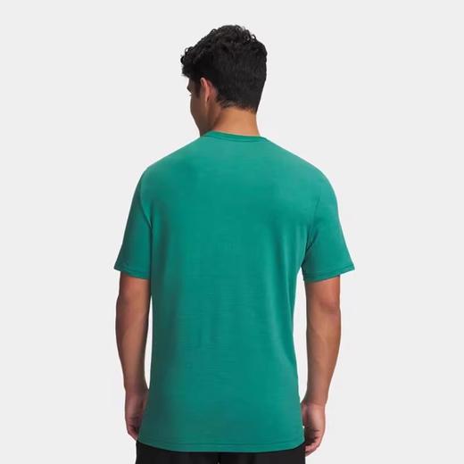 【五一尖货限时专享】
安德玛（UNDERARMOUR）（新款）2026S/S男短袖T恤 6010591-338 商品图1